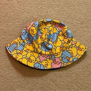 Colorful Duck Print Bucket Hat